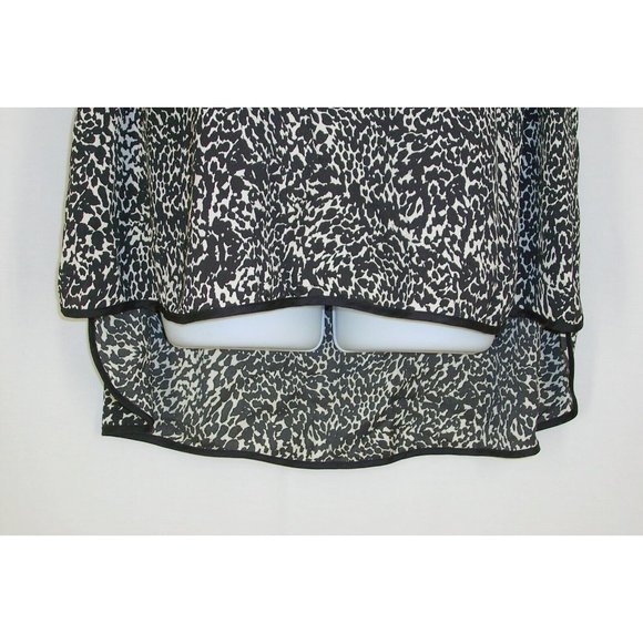 Lane Bryant Sleeveless Top  16 Tunic Silky Leopard Black White Spotted Hi Lo - Picture 6 of 7